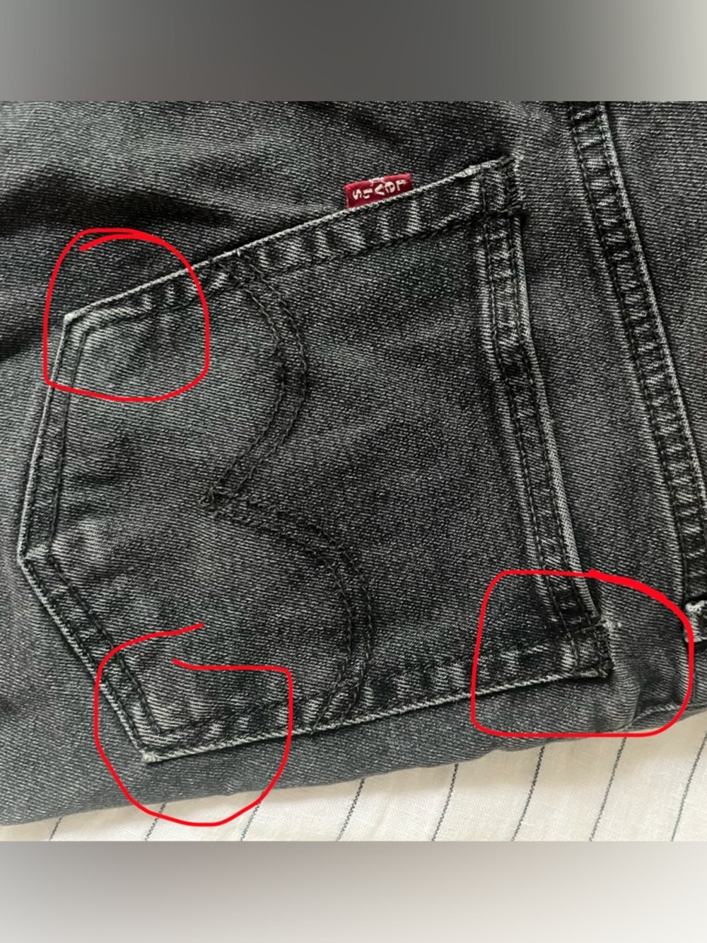 Levi's Wedgie Shorts Dark Wash size 28 - Picture 8 of 8